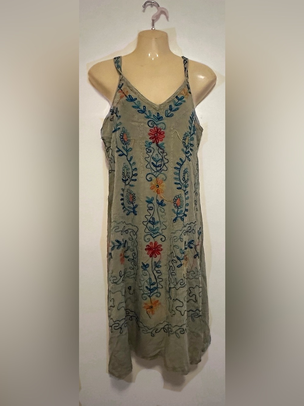 Embroidered Sleeveless Floral Linen Dress in Sage Green